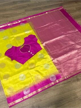 Womens gadwal silk saree